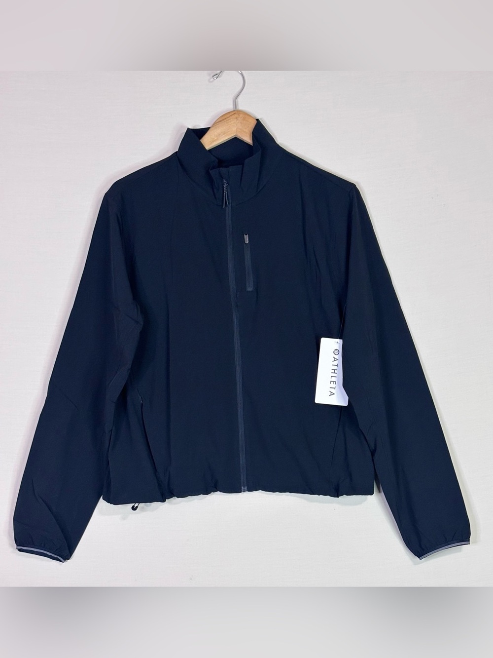 Athleta Sprint Finish Jacket Black Featherweight Zip Athletic NWT Medium